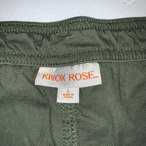 Large Knox Rose Skirt dark khaki green - Picture 8 of 10